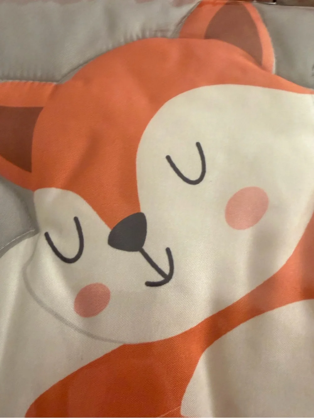 Everyday Kids 3 piece Crib Set with playful fox print. Adorable NWT Size Crib